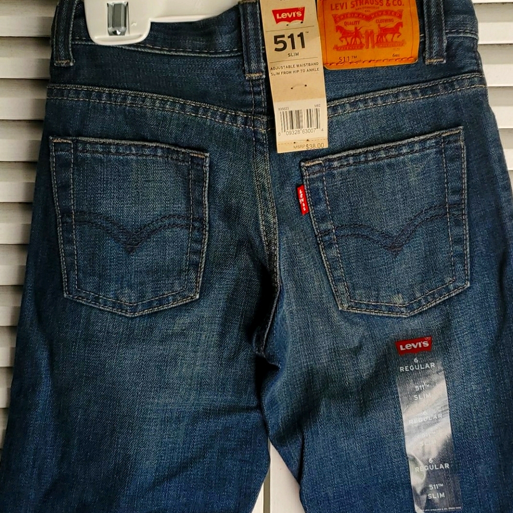 NWT 511 Slim Levi's